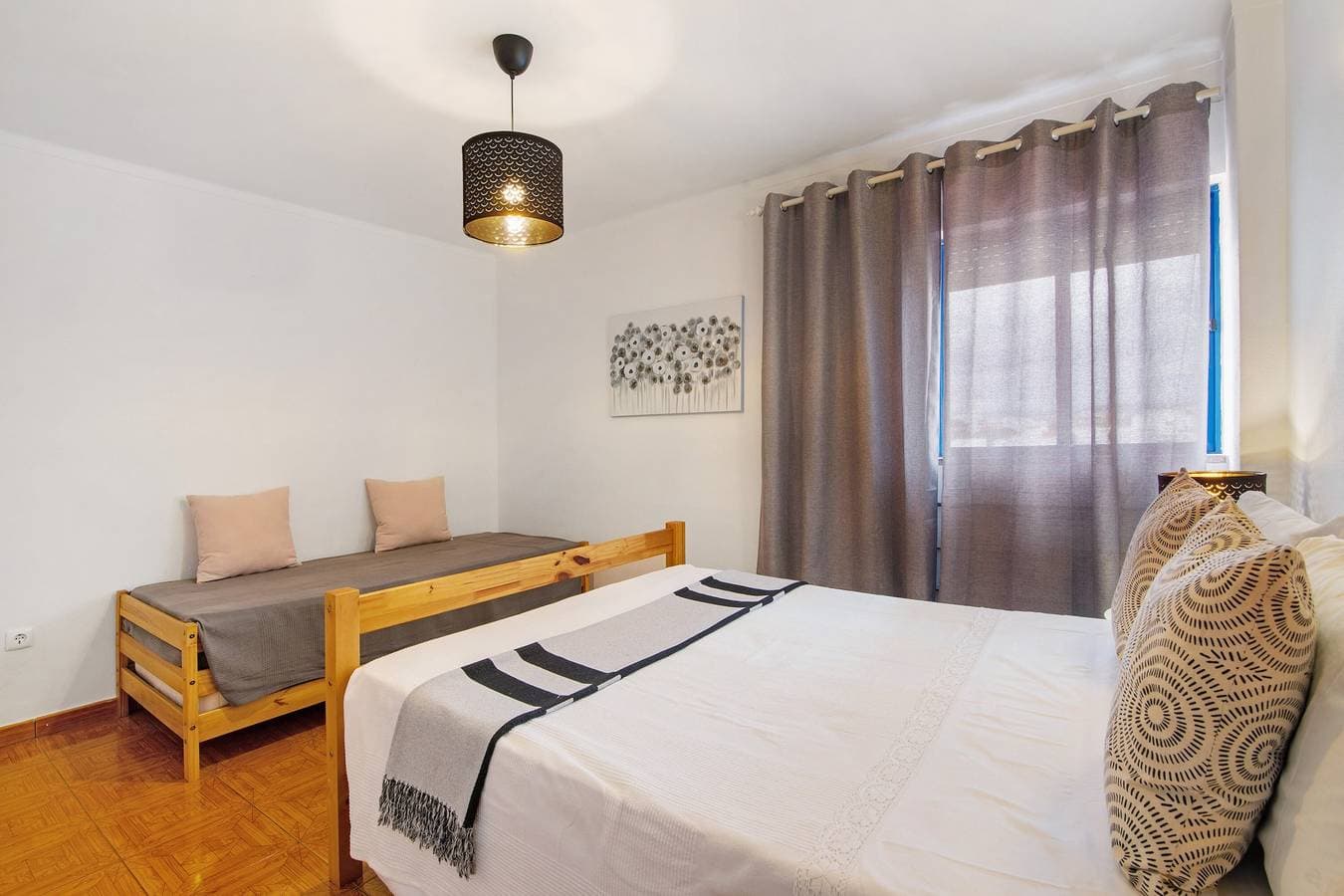 Foto 10 von 23: Ferienwohnung 'T2 2 Linha Praia Vista Mar' mit Meerblick, Balkon und Wi-Fi