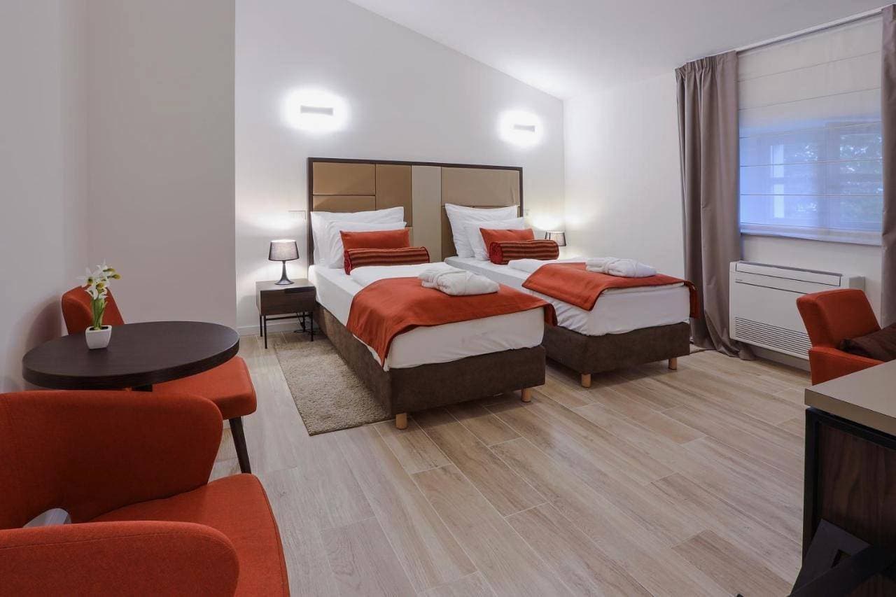 Foto 5 von 10: Standard Double Room