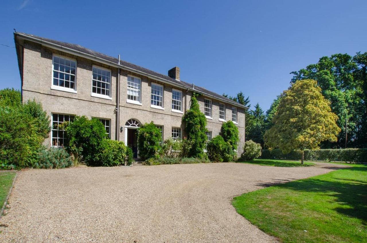 13 Bed in Tattingstone oc-tat26 1