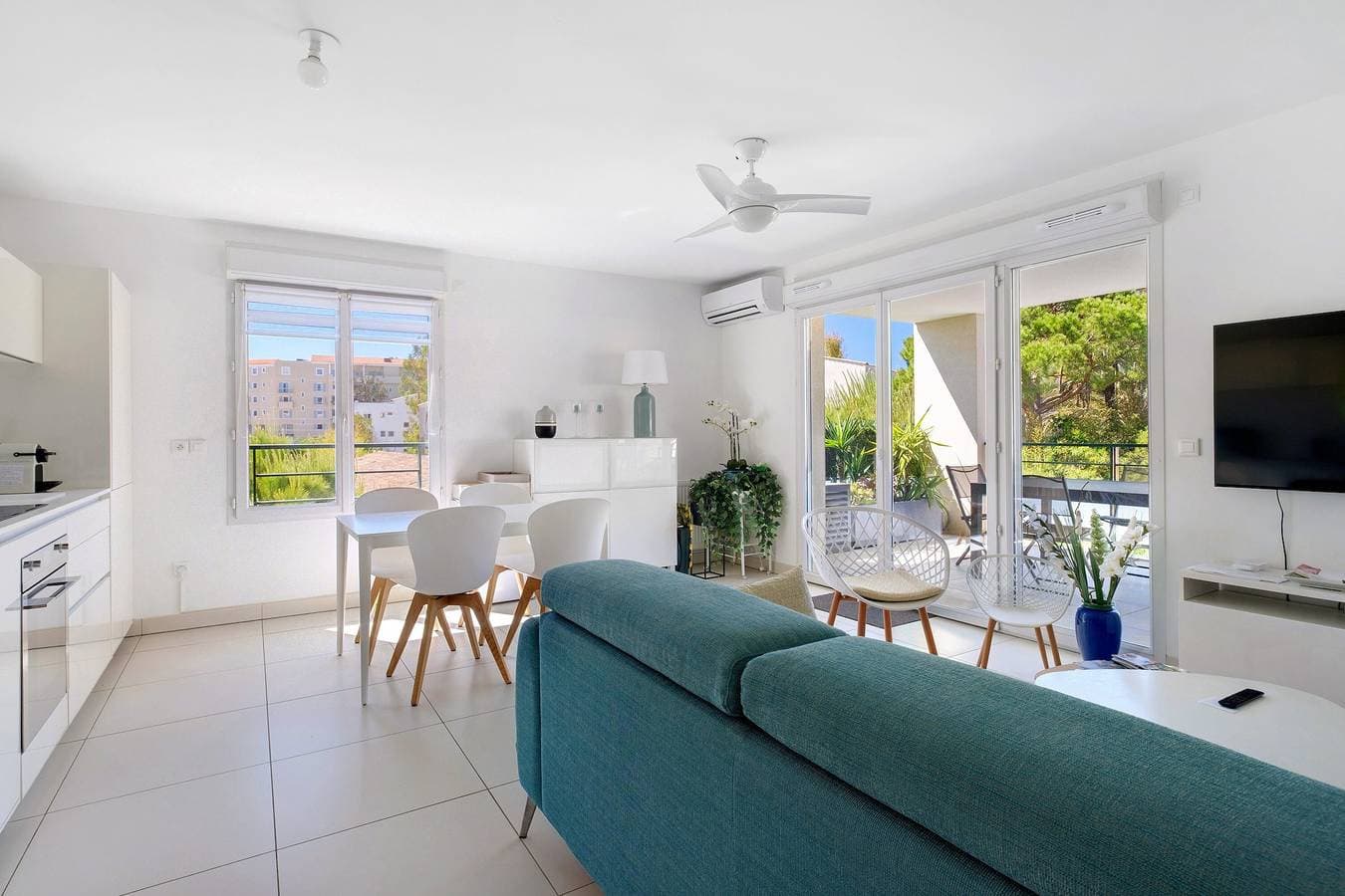 Foto 5 von 23: Cap Sud, Antibes – Ruhige 2-Zimmer-Wohnung, Pool, Parkplatz