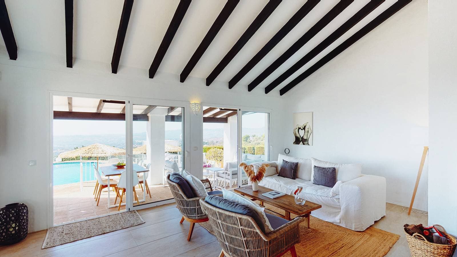 Foto 8 von 79: Villa Las Monjas - Astonishing Panoramic Sea View