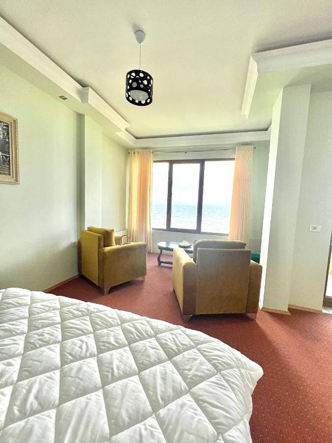 Foto 6 von 57: Double Room with Lake View