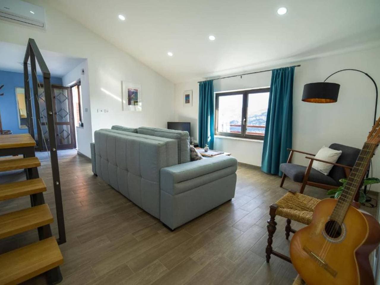 Foto 4 von 22: Two Bedroom Apartment with Terrace