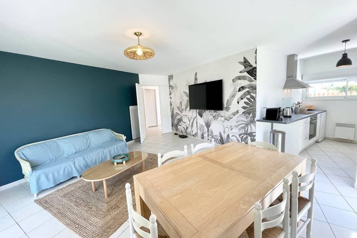 Foto 7 von 32: Ferienwohnung für 6 Personen mit Terrasse