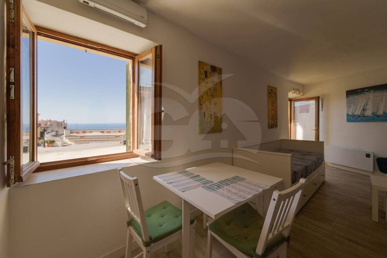 Foto 12 von 26: Ferienwohnung für 5 Personen mit Balkon