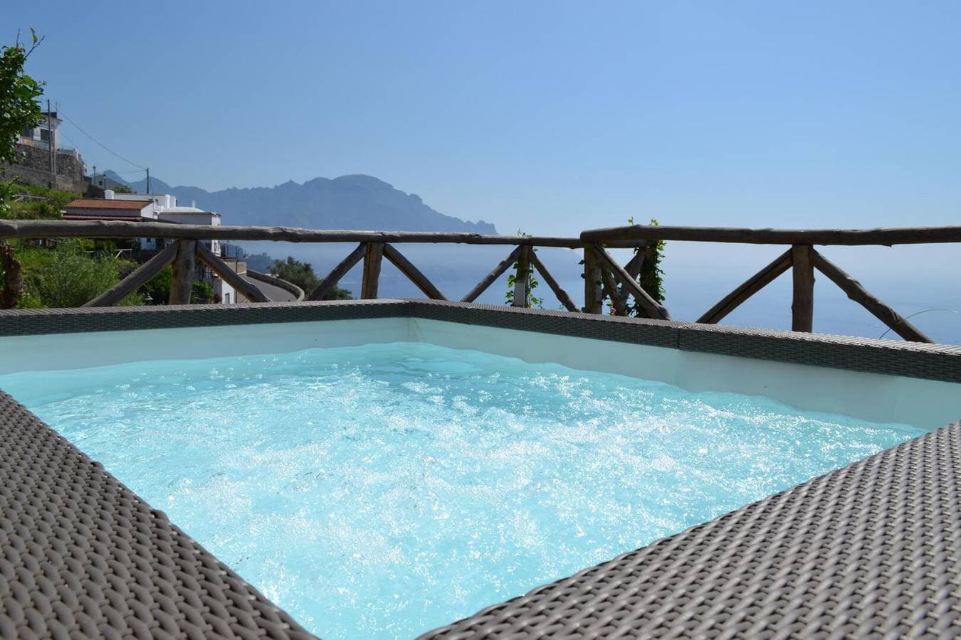 Villa am Meer mit Garage und Terrasse, 2 km zum Strand von Castiglione 1