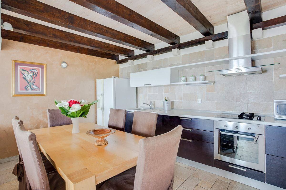 Foto 11 von 30: Villa für 10 Personen mit Terrasse