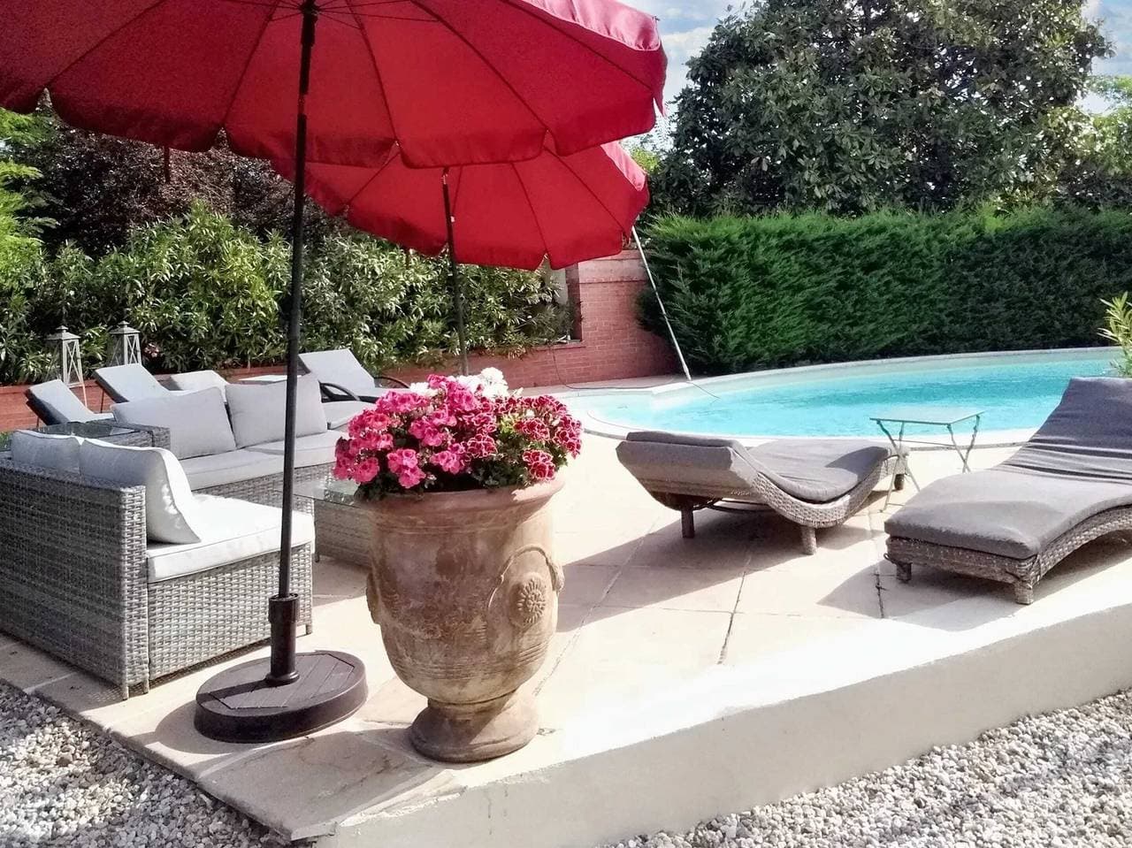 Foto 2 von 54: Charmante Villa in Arsac mit privatem Pool und Garten