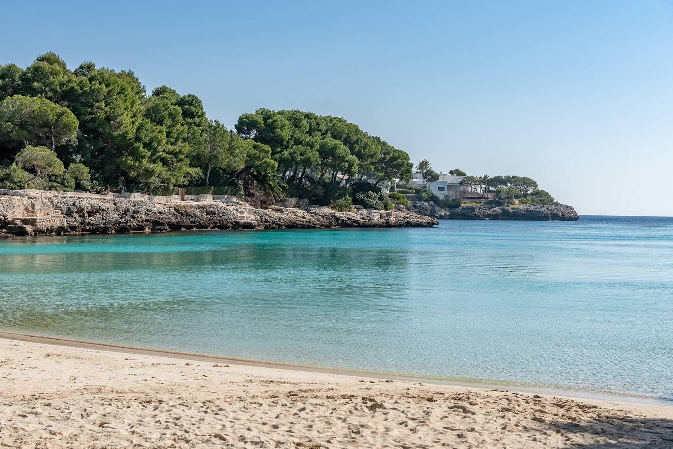 Foto 4 von 25: Klimatisierte Ferienwohnung "Bungalow Cala Dor 27" mit Meerblick und Pool
