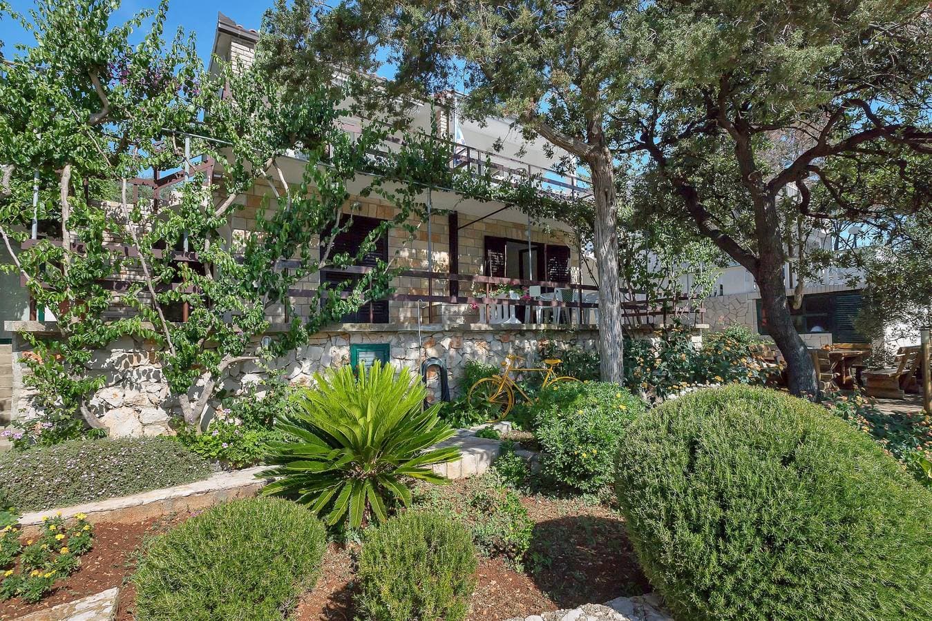 Foto 7 von 21: Studio Appartement am Strand Bucht Pokrivenik, Hvar As-14345-a