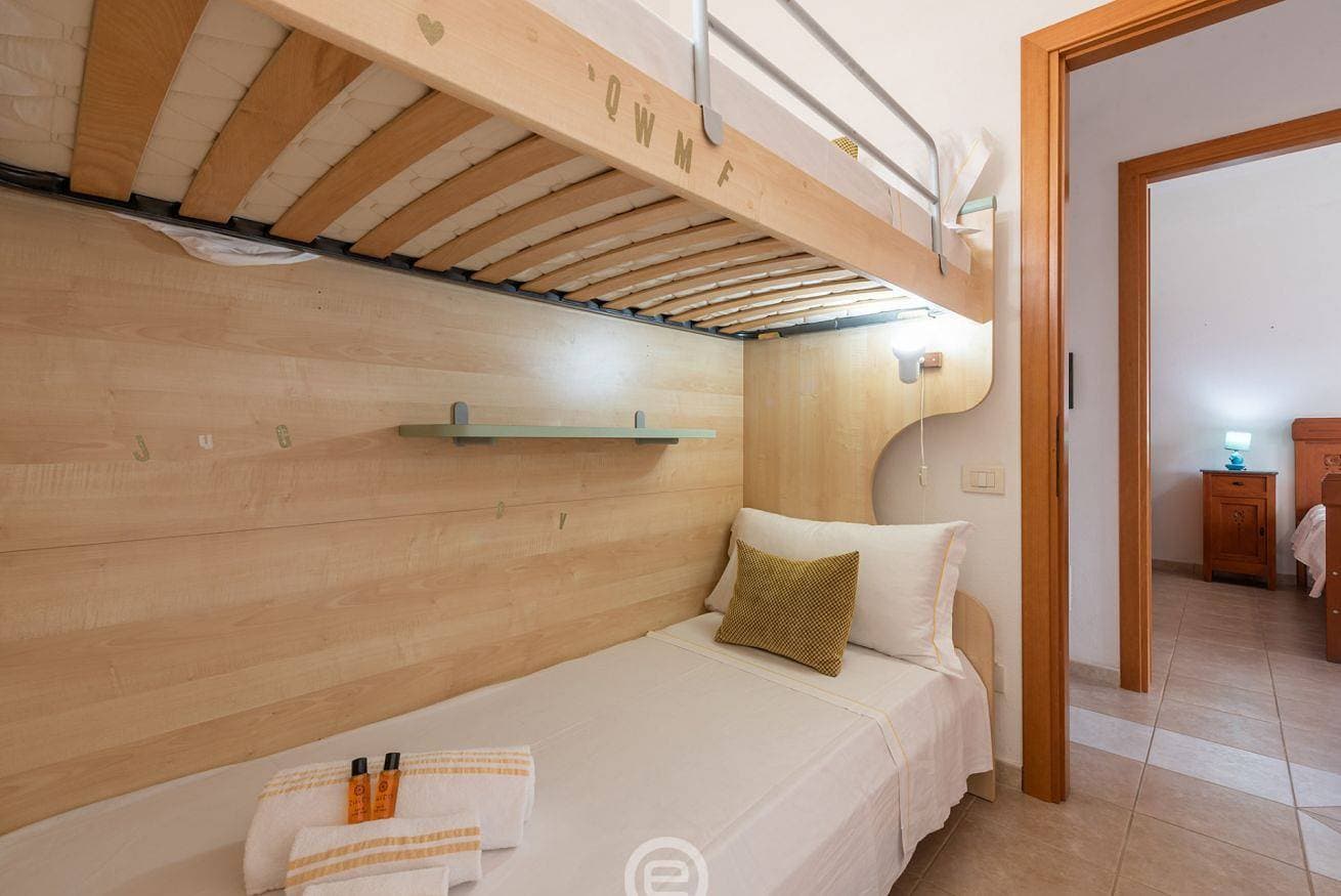 Foto 8 von 34: Ferienhaus für 6 Personen mit Garten