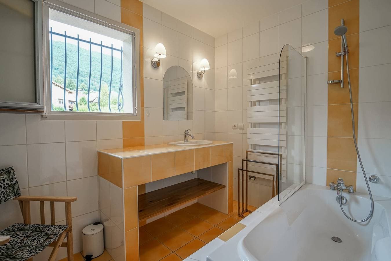 Foto 6 von 20: Ferienhaus für 8 Personen mit Seeblick