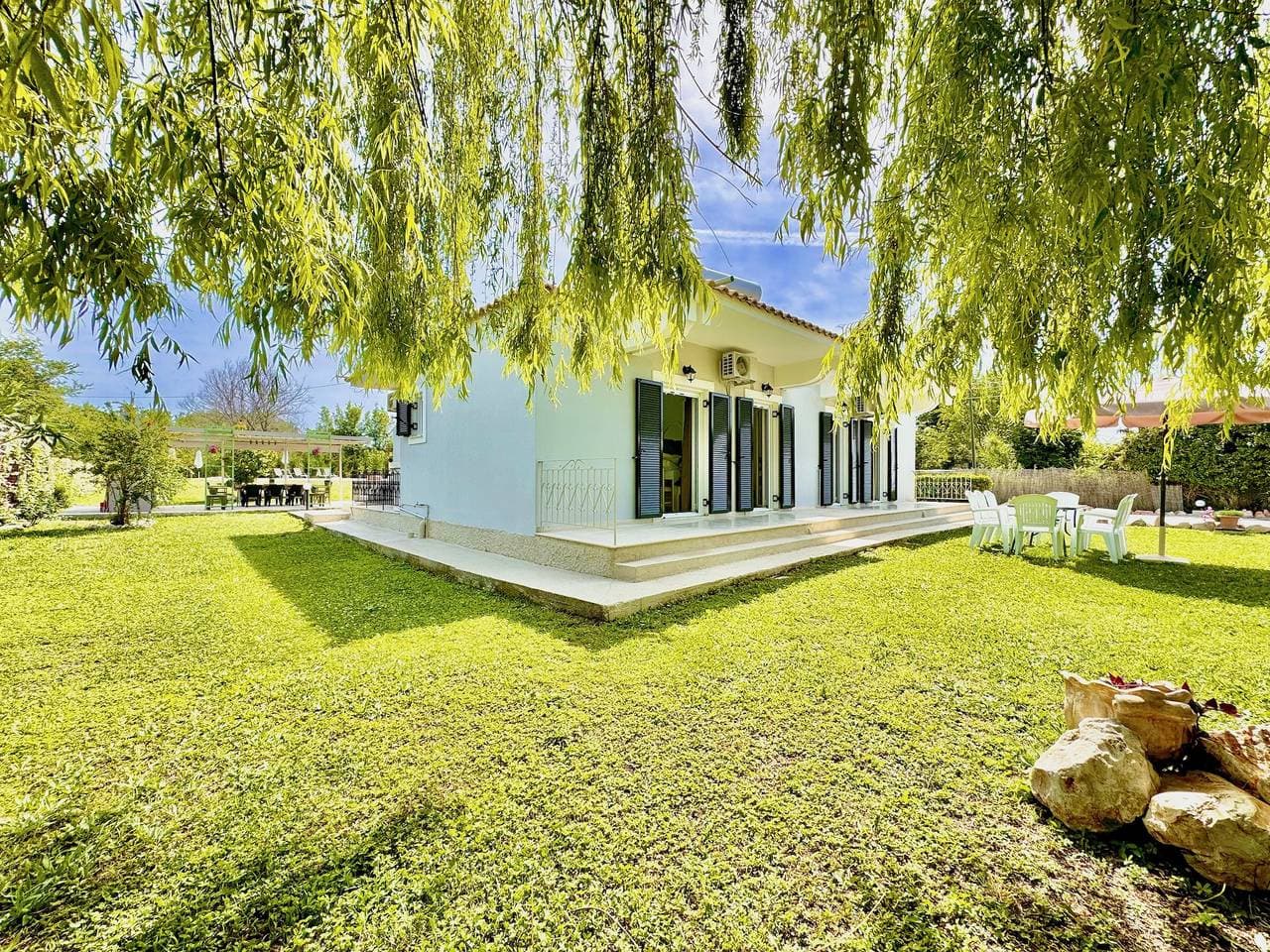 Foto 8 von 50: Villa Dafni with private pool