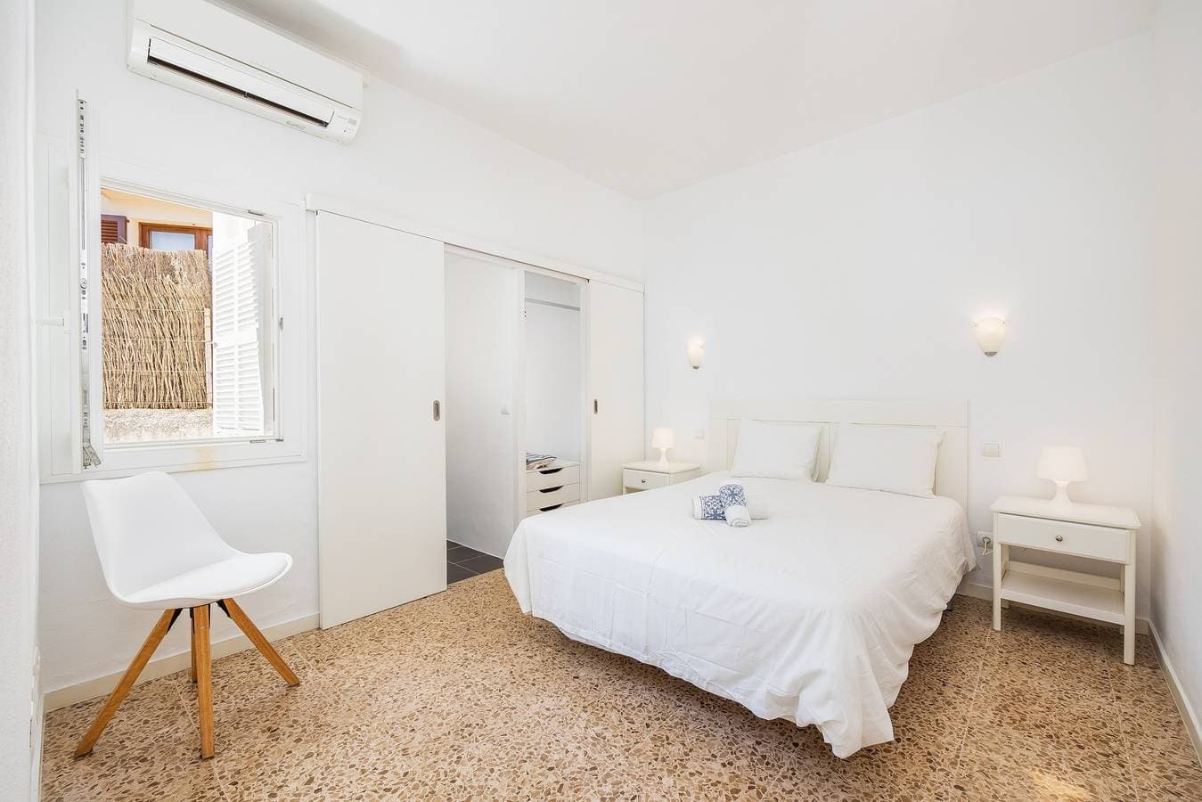Foto 11 von 24: Apartment 'Punta Mitjana Portopetro' mit Balkon, WLAN und Klimaanlage