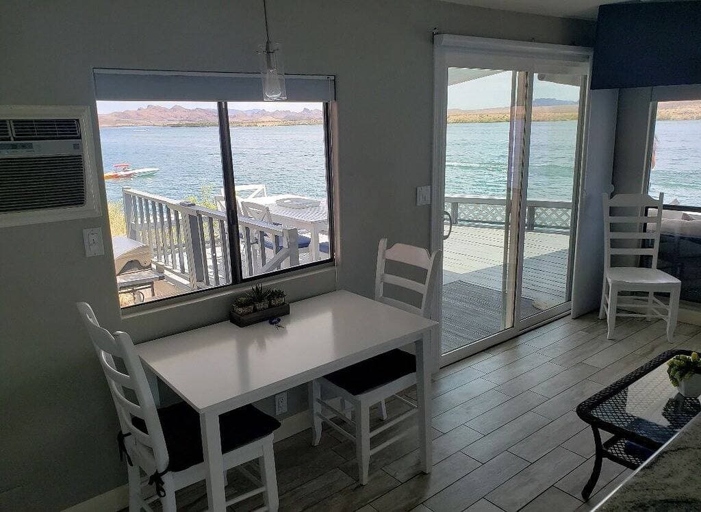 Private Spa On Water, King Bed, private steps to water 1
