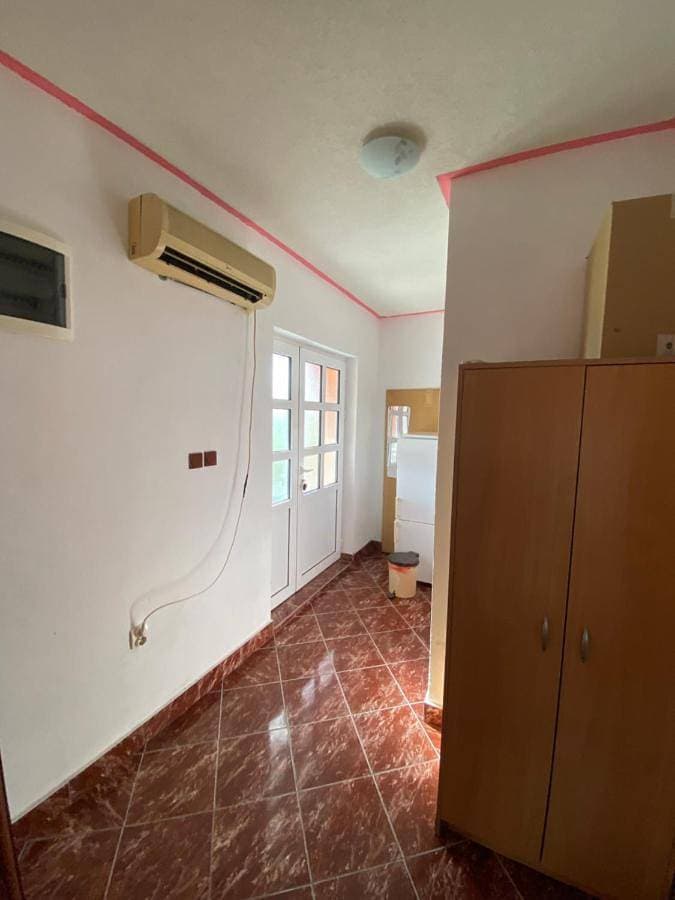 Viktor's House Sutomore 1