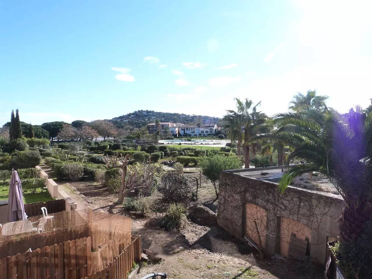 T2 klimatisiertes Apartment mit Pool und Strandzugang 1