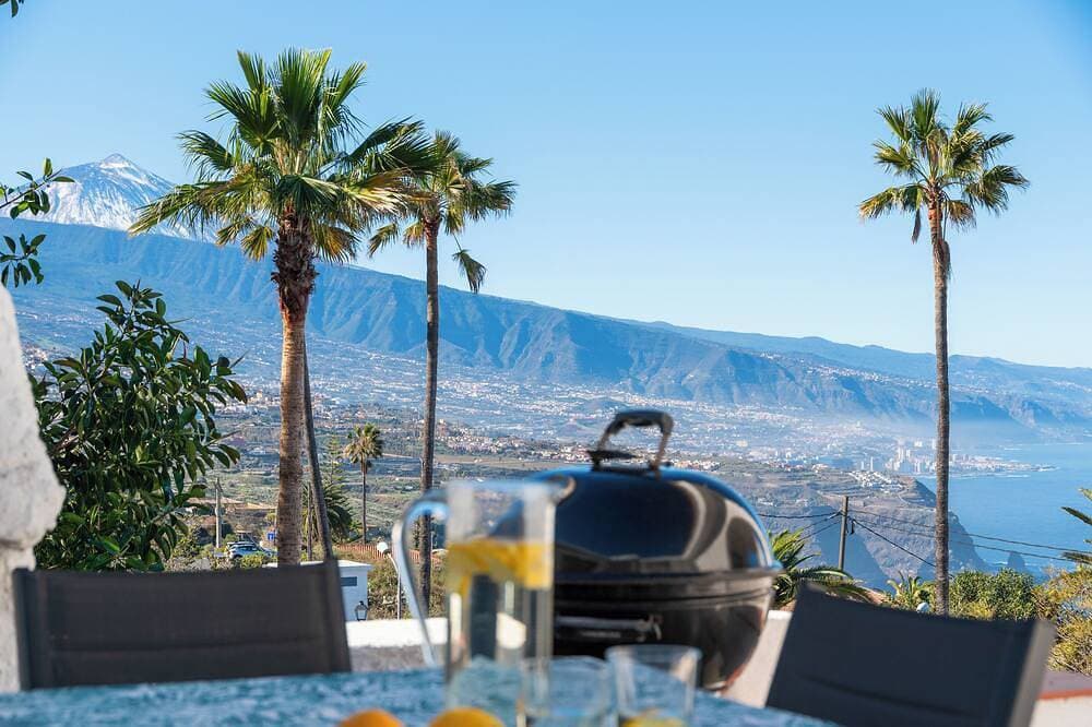 Foto 4 von 30: Privater Garten & Pool, Meerblick, nahe Restaurant, 5,5 km vom Strand entfernt