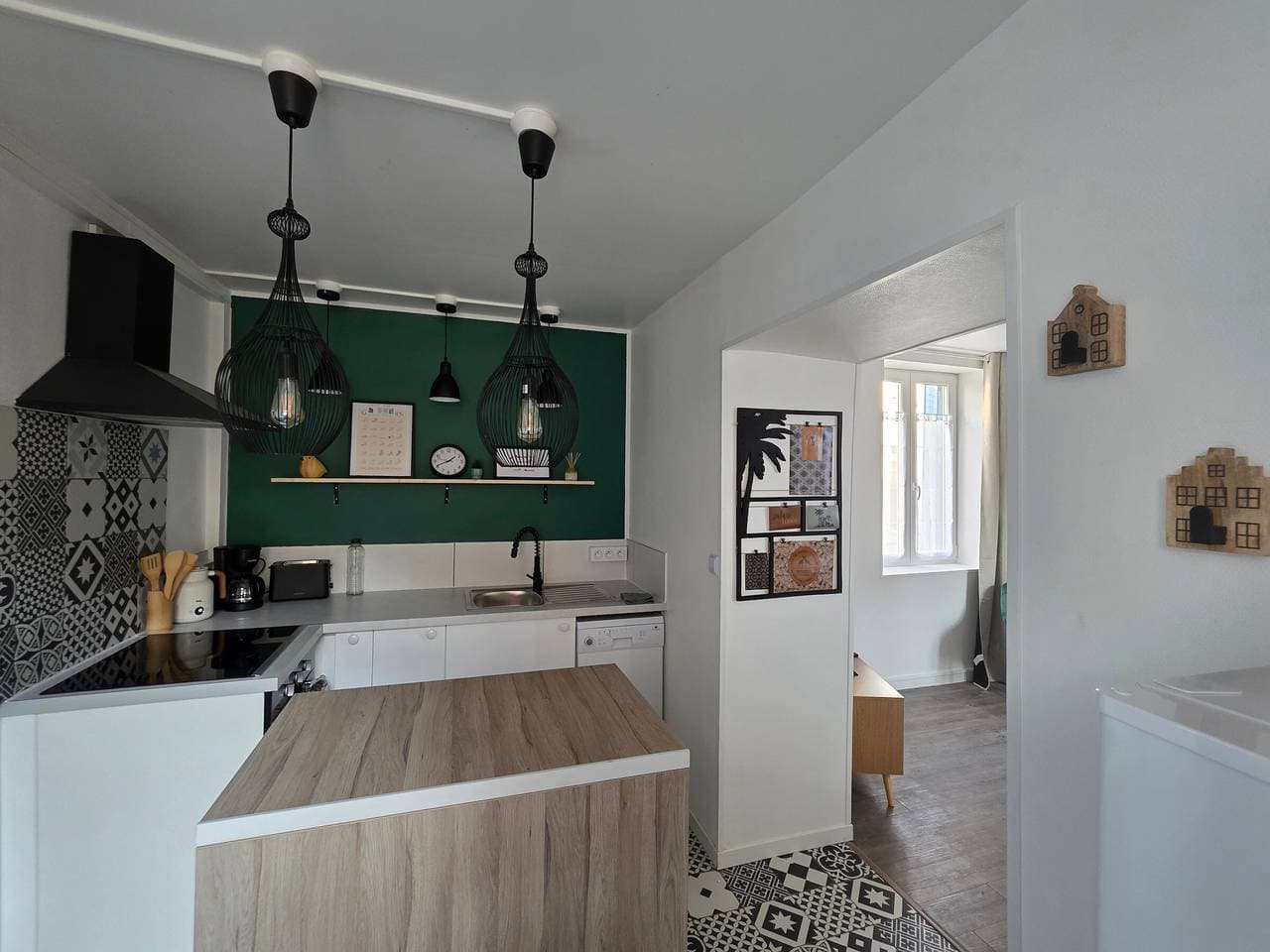 Foto 4 von 11: Wunderschöne renovierte Wohnung mit Terrasse