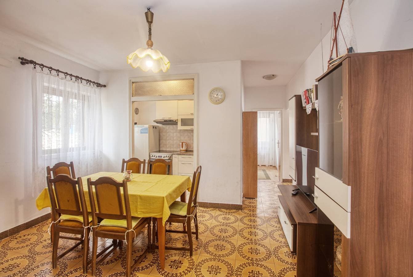 Foto 13 von 50: 4-Zimmer-Ferienwohnung mit Terrasse und Meerblick Grebastica, Sibenik A-482-a