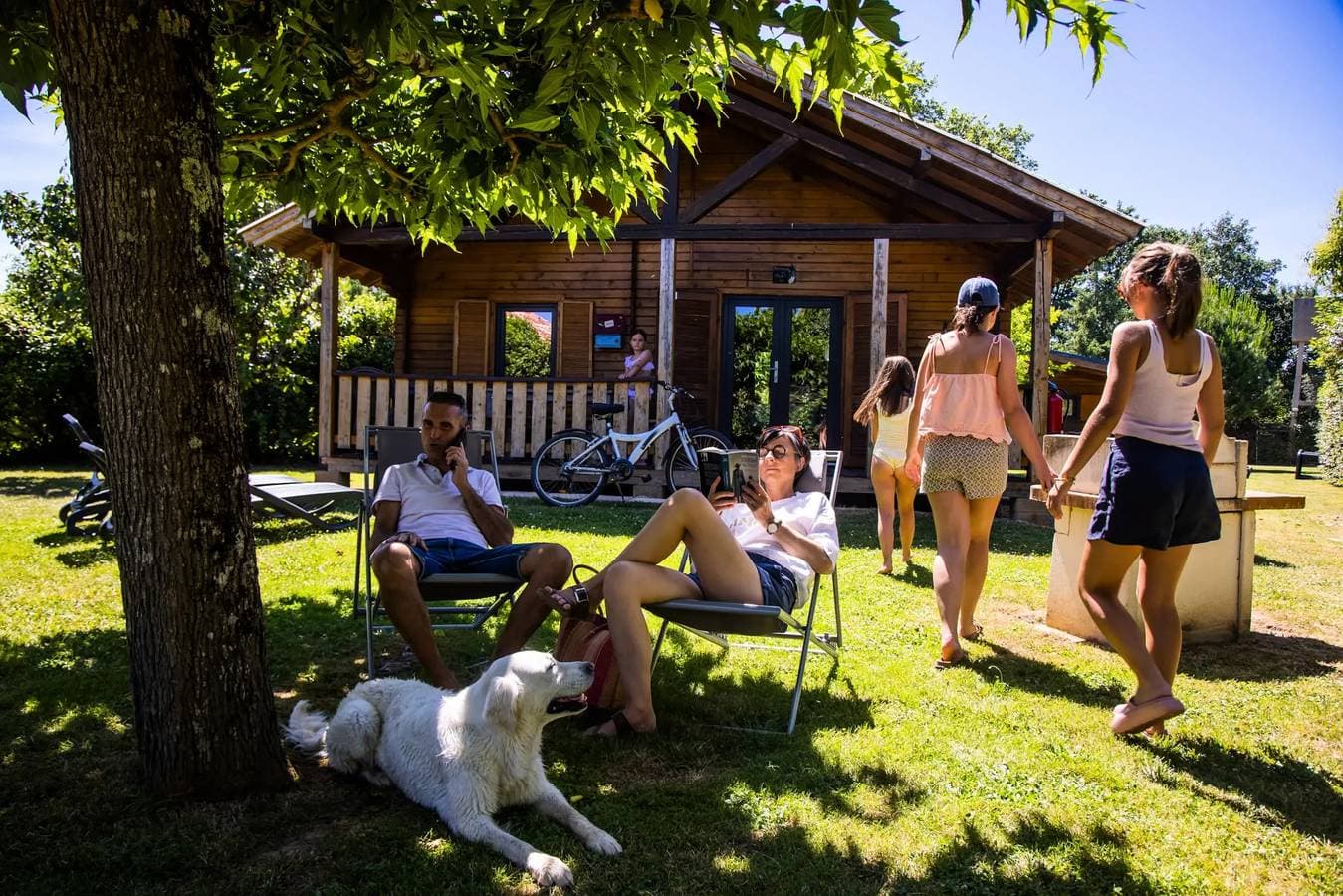 Foto 5 von 44: Chalet Pmr Komfort 1 Zimmer klimatisierter - 35m2+überdachte Terrasse von 14m2 - Haushalt Inklusive* 4 Personen