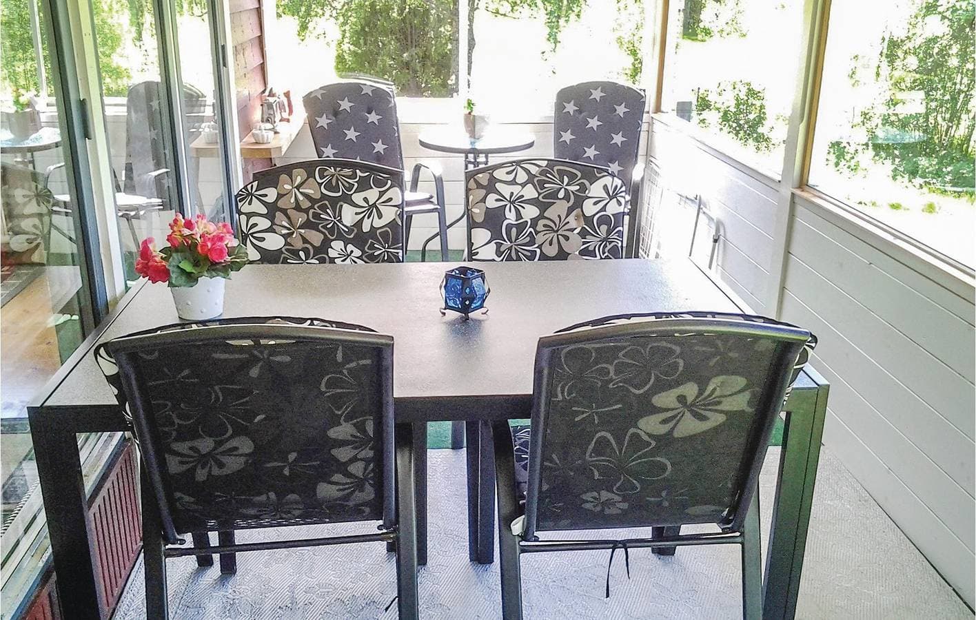 Foto 5 von 24: Ferienhaus für 4 Personen mit Terrasse