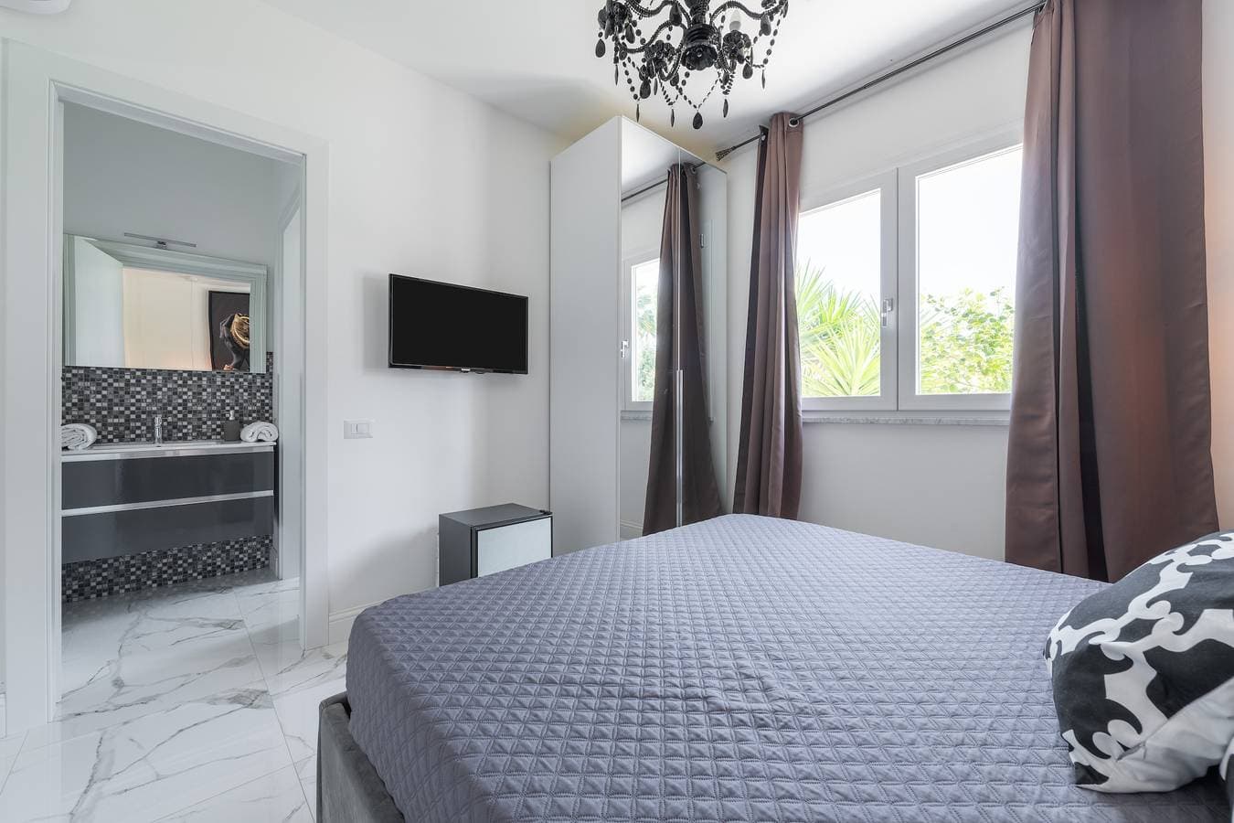 Foto 9 von 37: Ferienhaus 'Villa Leon mit privatem Pool' mit Meerblick, Wi-Fi und Klimaanlage
