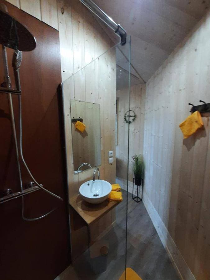 Foto 3 von 14: Tent