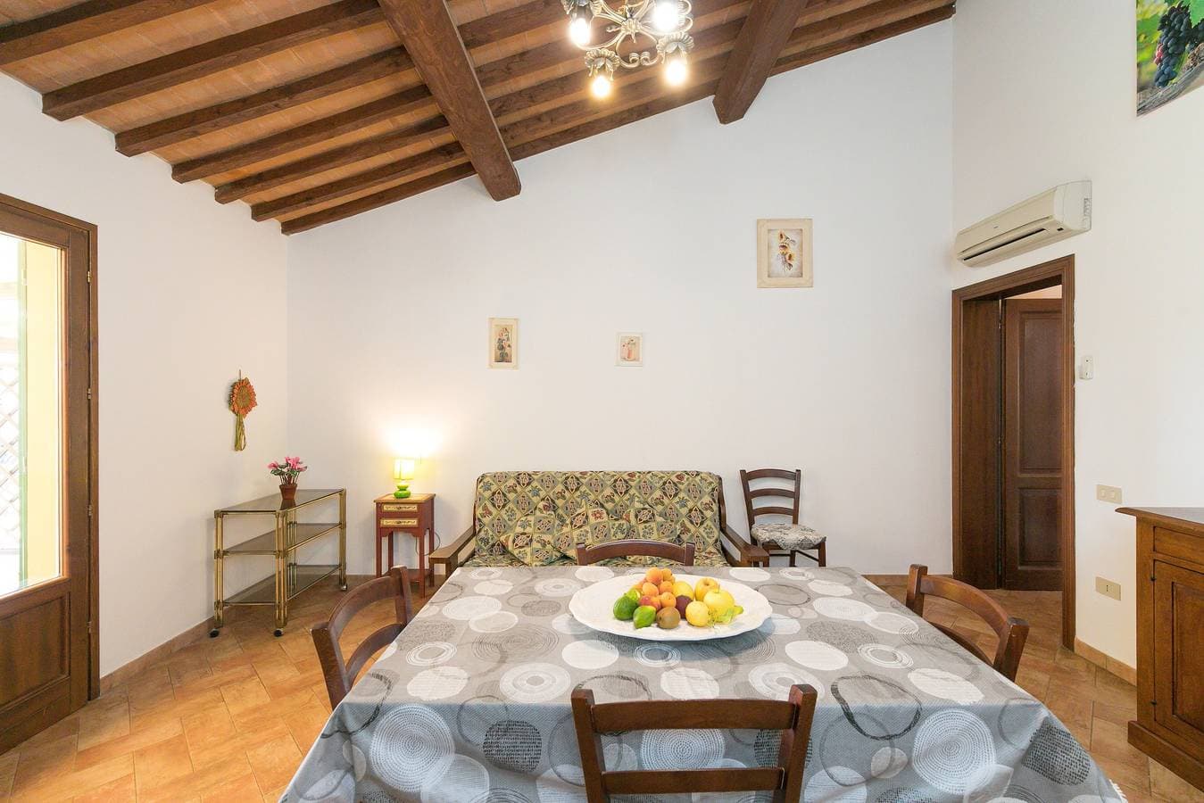 Foto 8 von 23: Bauernhof "Il Pino - Olivo" mit Gemeinschaftspool, privater Terrasse und WLAN