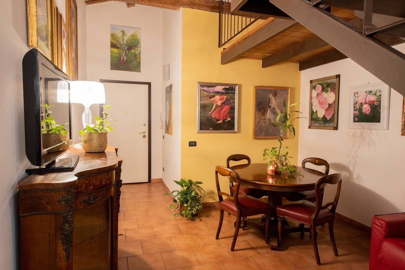 Foto 6 von 24: Apartment 'Romantica Corte Degli Estensi' mit privater Terrasse, WLAN und Klimaanlage