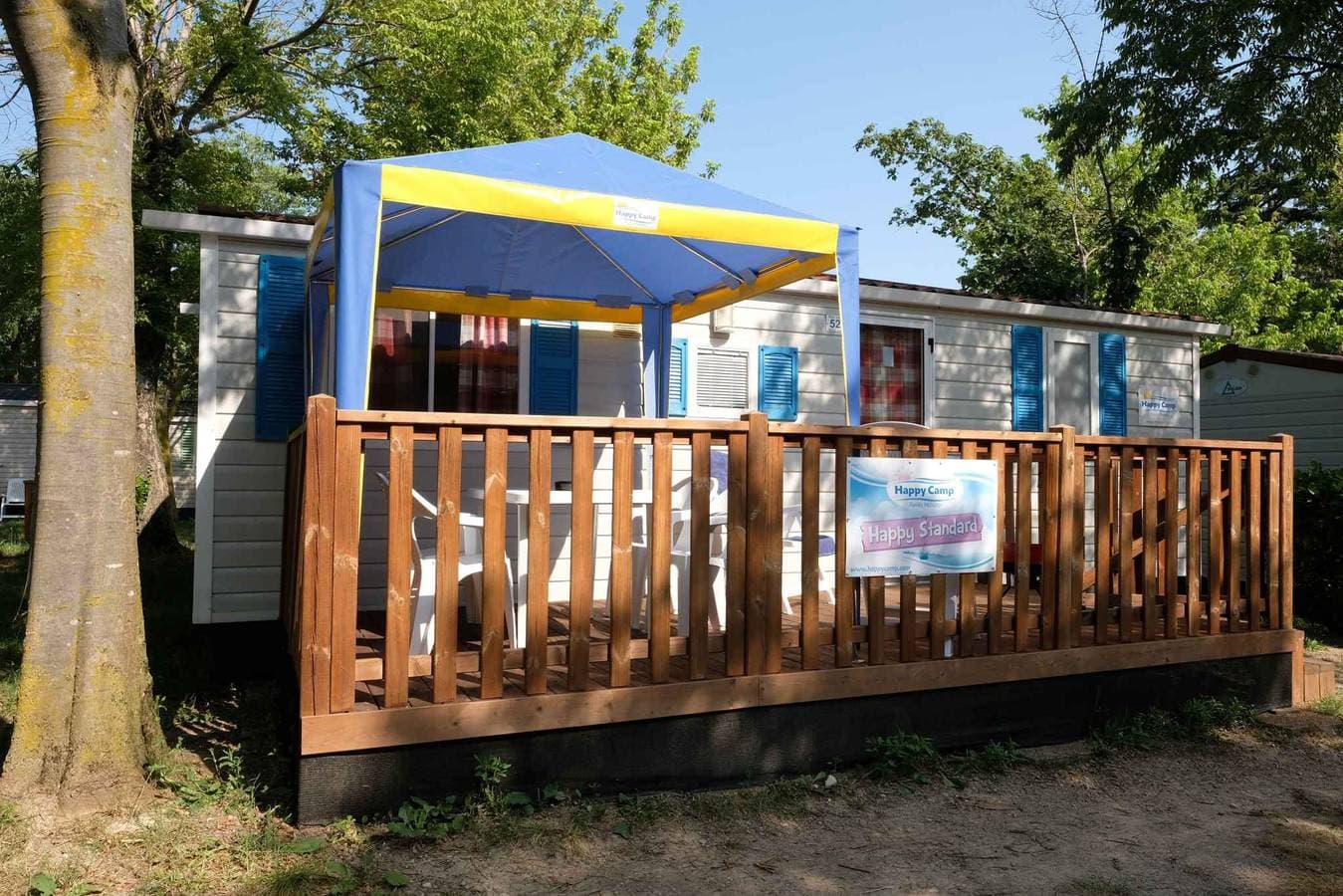 Foto 5 von 43: Mobilehome mit Klimaanlage und Terrasse