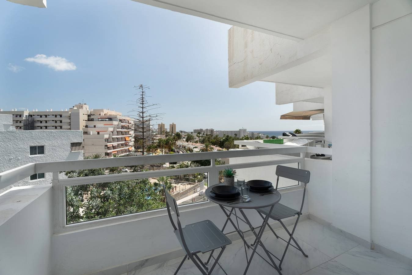 Foto 2 von 21: Ferienapartment 'Las Americas Evening Escape' mit Meerblick, privatem Pool & WLAN