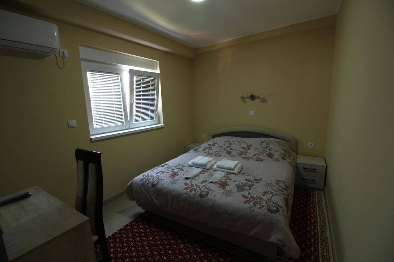 Foto 3 von 10: Iva apartmani i sobe