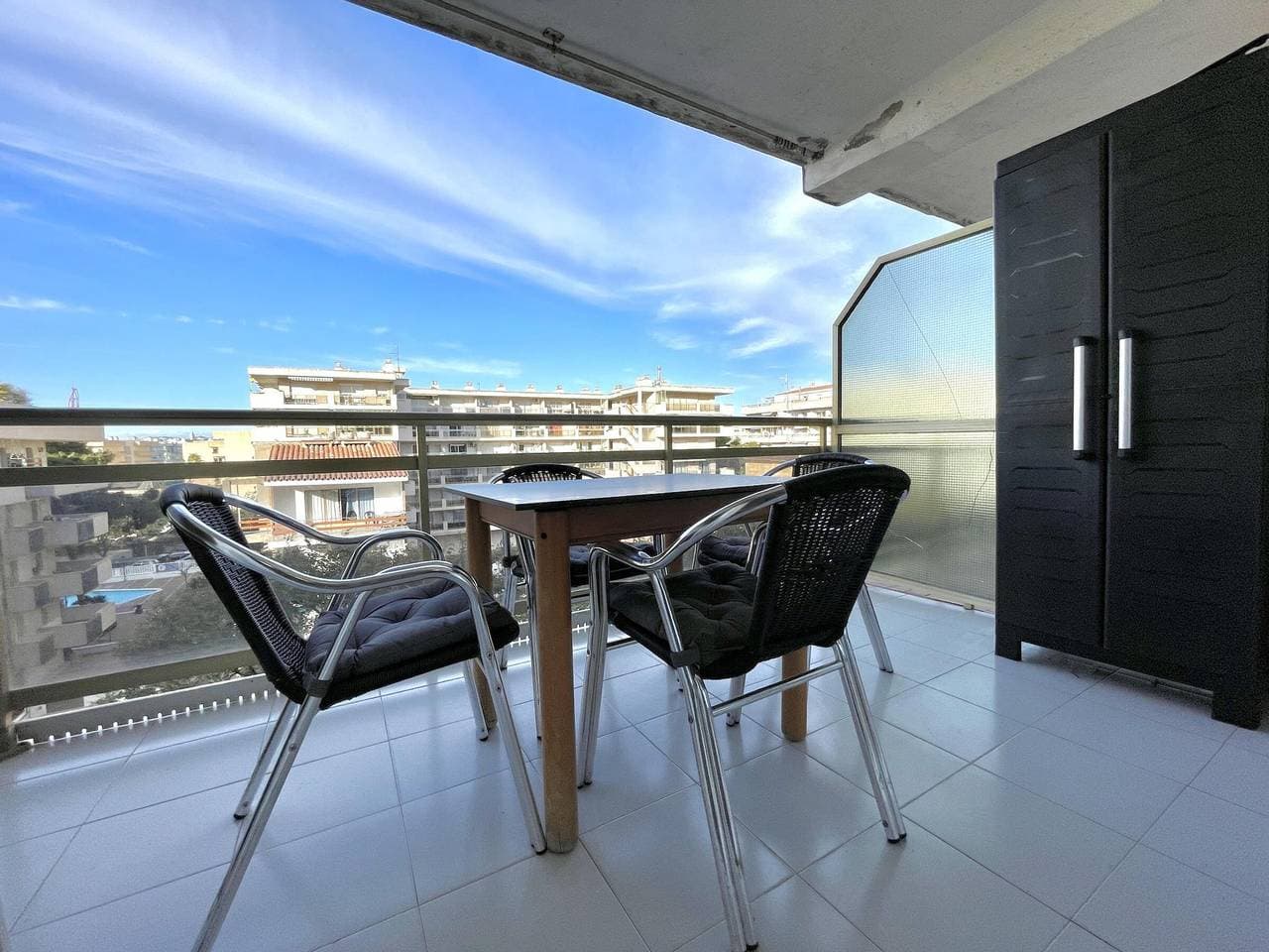 Foto 4 von 17: Gemütliche Wohnung in Salou, 300m vom Strand entfernt, für 4 Personen mit Terrasse und Klimaanlage