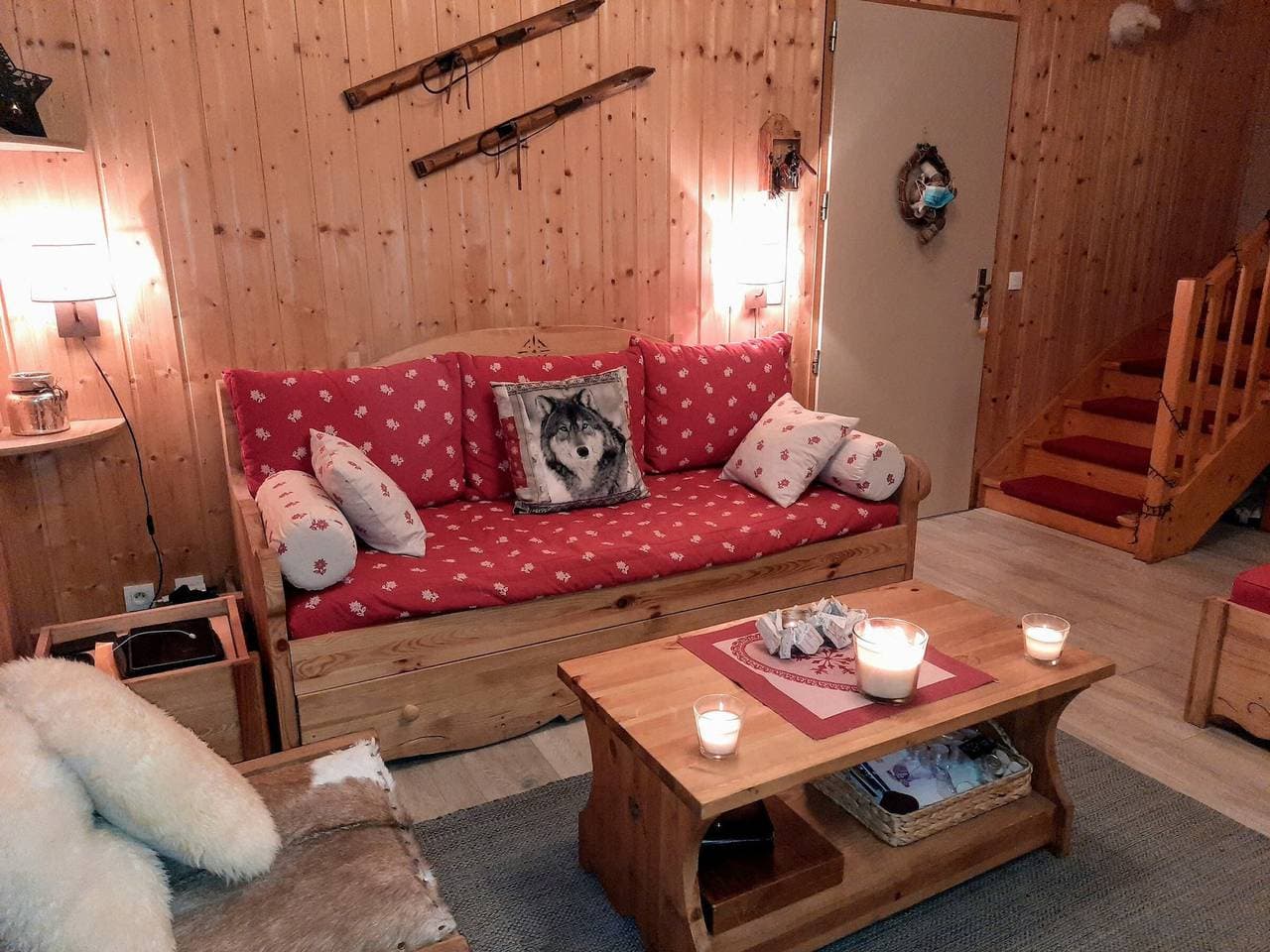 Renoviertes Chalet für 6 mit WIFI und kostenlosem Parkplatz in La Joue du Loup 1
