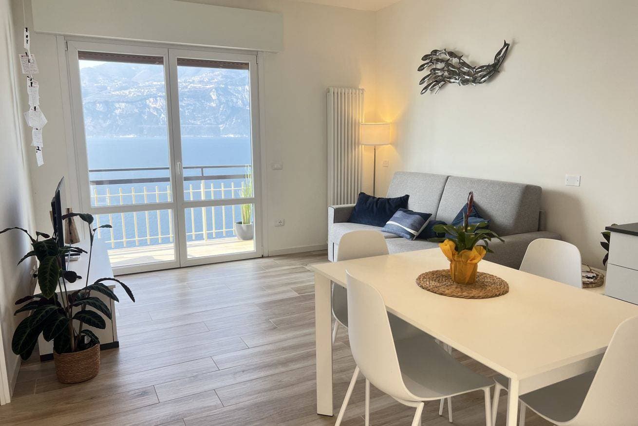 Foto 6 von 28: Ferienwohnung für 5 Personen mit Balkon/Terrasse