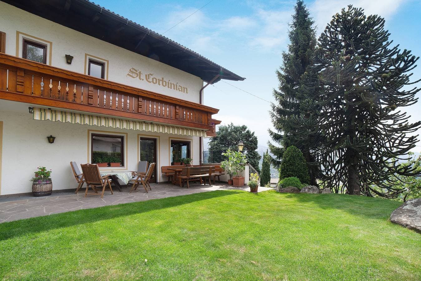 Foto 4 von 22: Ferienwohnung 'Sankt Corbinian 3' mit Bergblick, Balkon und Gemeinschaftsgarten