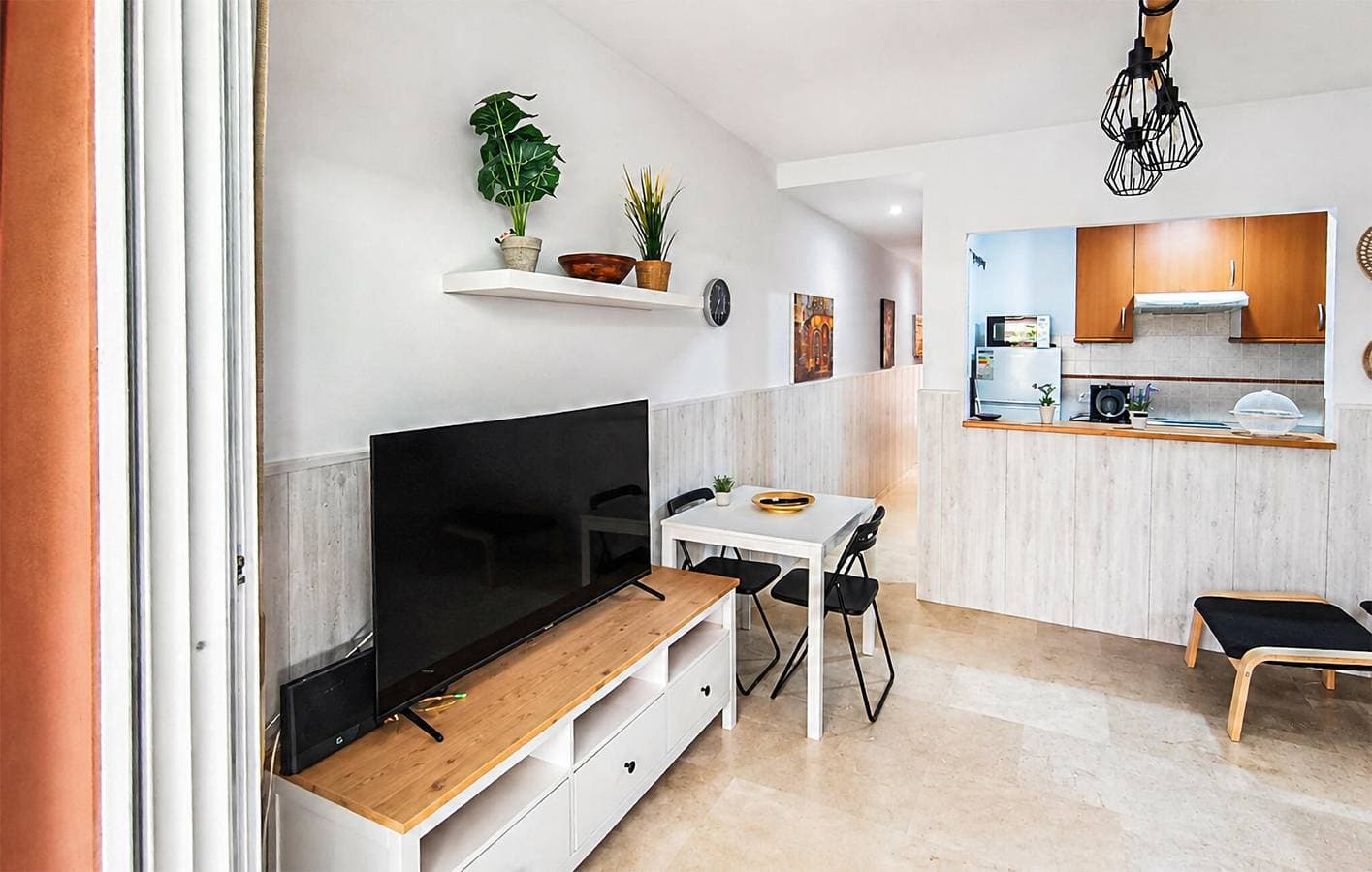 Foto 12 von 15: Gemütliche Ferienwohnung mit Pool, Terrasse und Strandzugang in der Nähe von La Duquesa