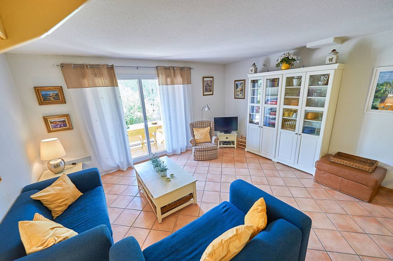 Foto 2 von 21: Ferienhaus für 6 Personen mit Pool