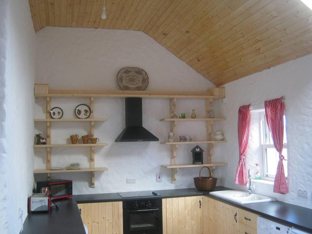 Foto 4 von 10: Rural Donegal cottage  near sandy beaches