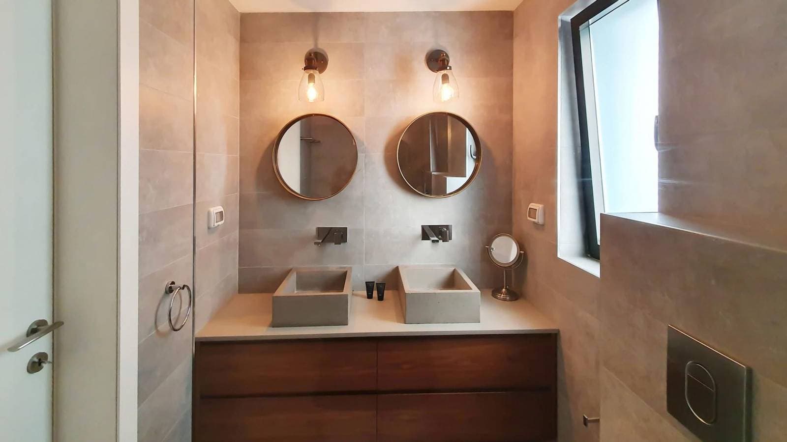 Foto 5 von 31: Yavne Brillant in Tel Aviv-Yafo
