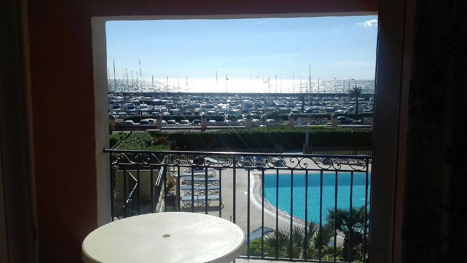 Foto 7 von 58: Apartment mit Pool in Six-Fours-les-Plages 32 m² Meerblick