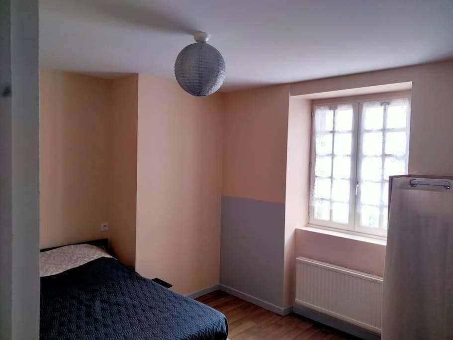 Foto 4 von 23: Two-Bedroom House