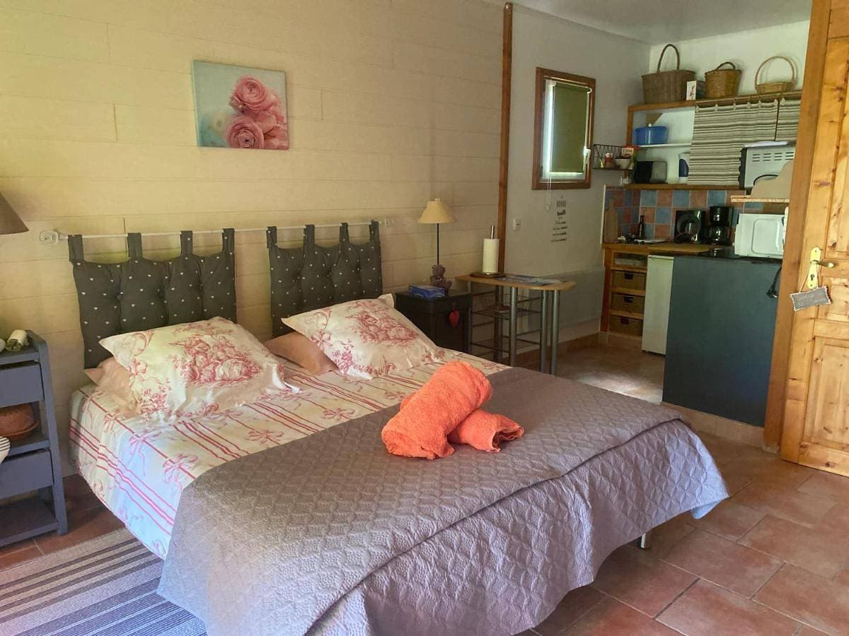 Combe Charelle gîte anis 1