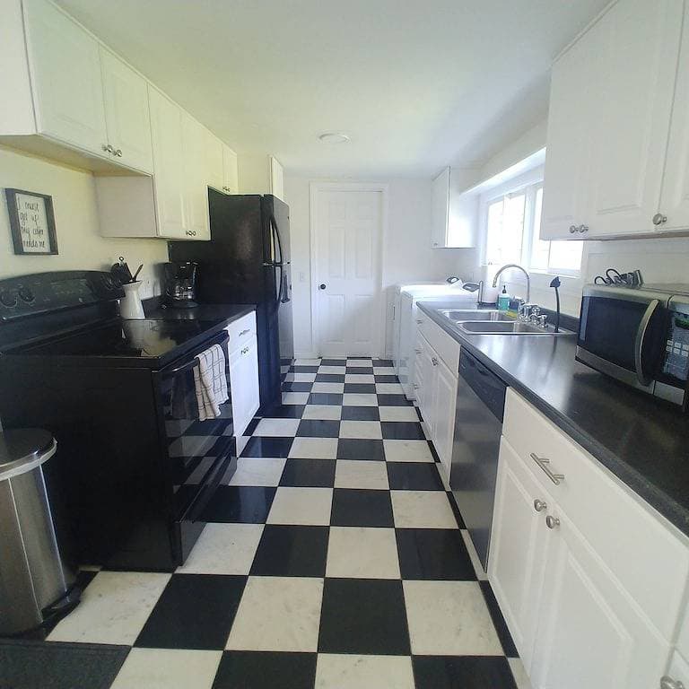 Foto 5 von 9: Cool Mid-Century Bungalow!