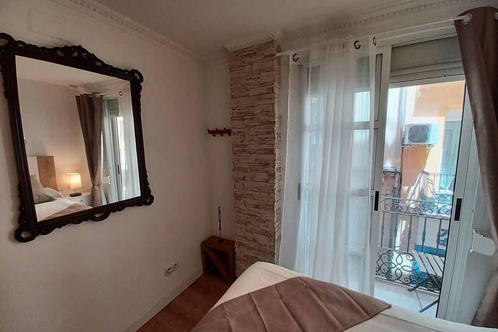 Foto 7 von 30: Fantastic central and romantic studio 5 min. from the beach-Wifi-Aire Acon.