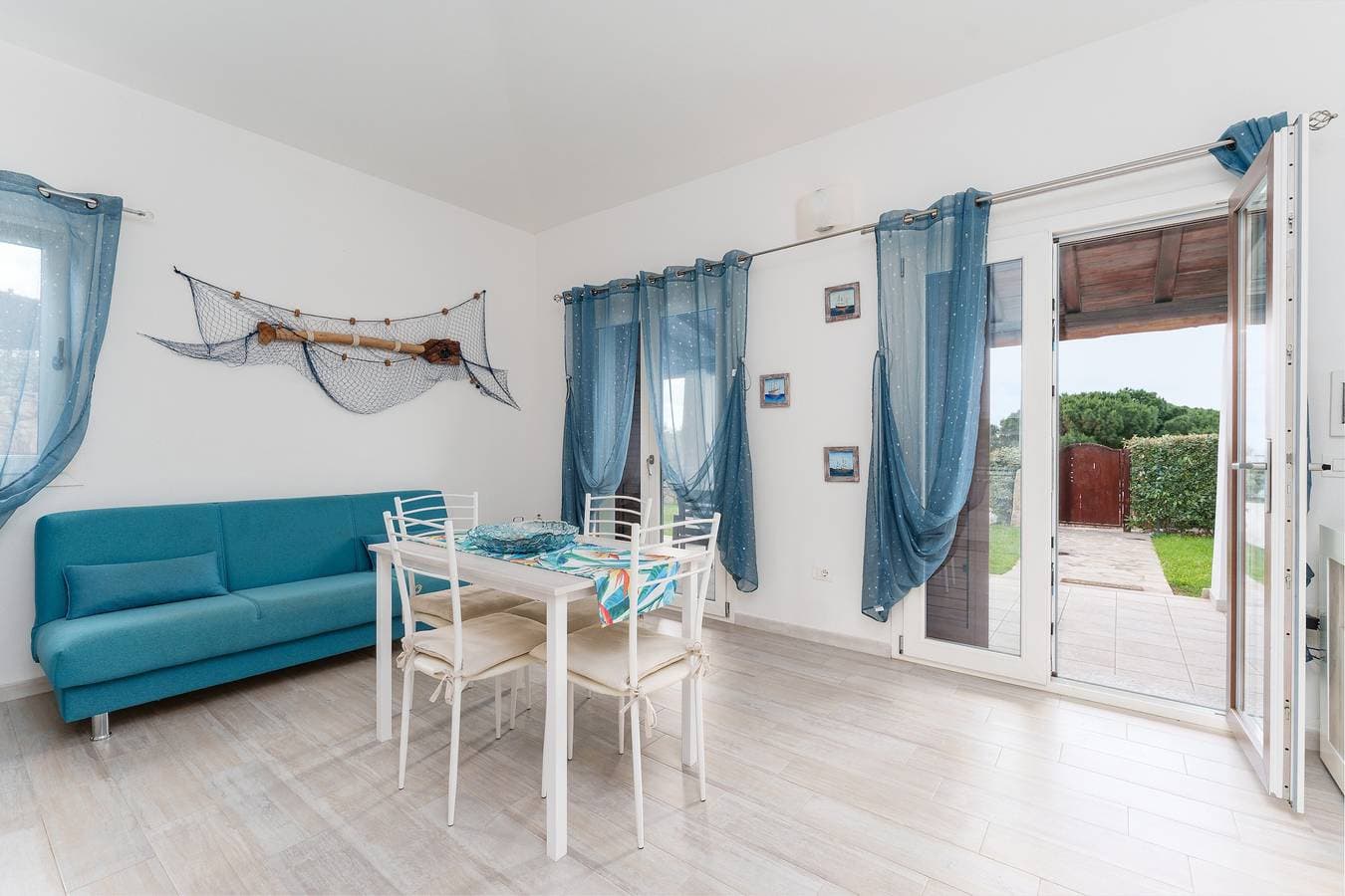 Foto 2 von 32: Ferienhaus "Casa Della Luna" mit Meerblick, privatem Pool und WLAN