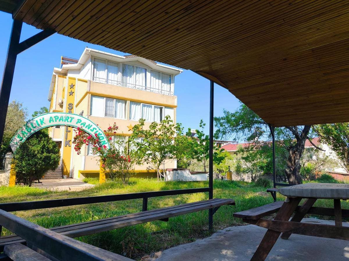 Foto 5 von 26: Quadruple Room with Garden View
