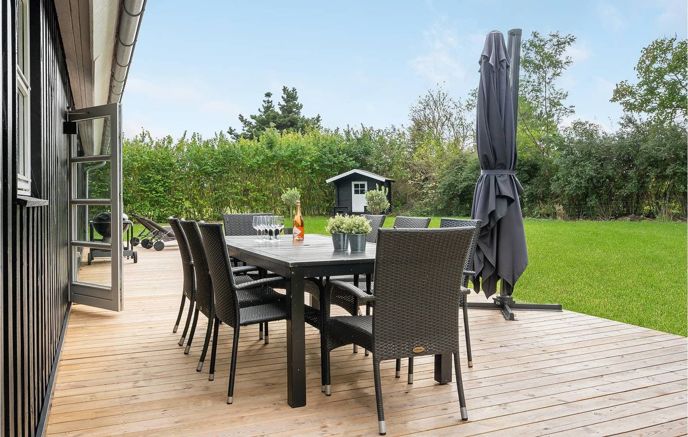 Foto 9 von 32: Ferienhaus für 8 Personen mit Terrasse