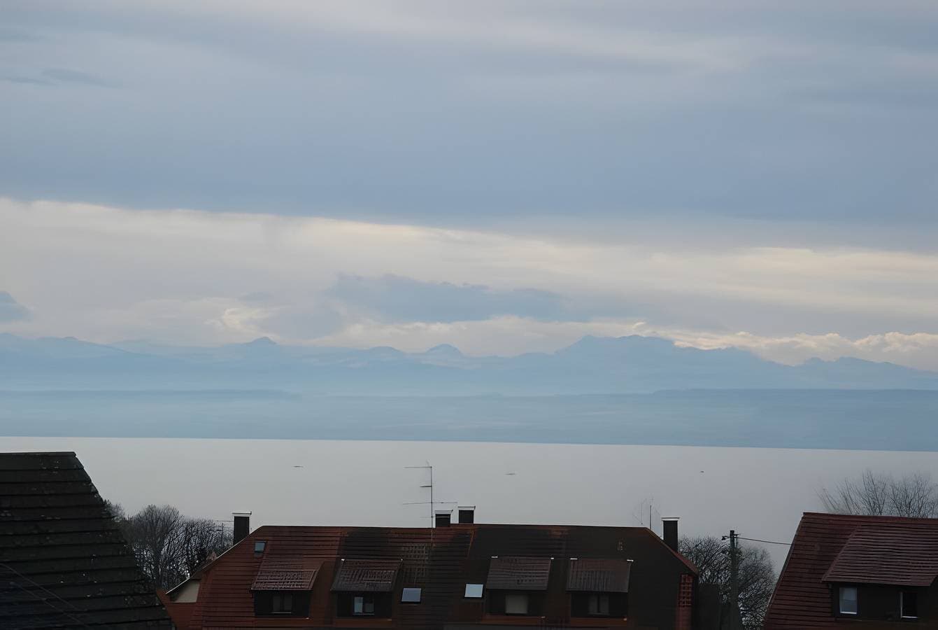 Foto 13 von 15: Ferienwohnung 'Koberstaedt' Panoramaseesicht, Balkon und Wi-Fi